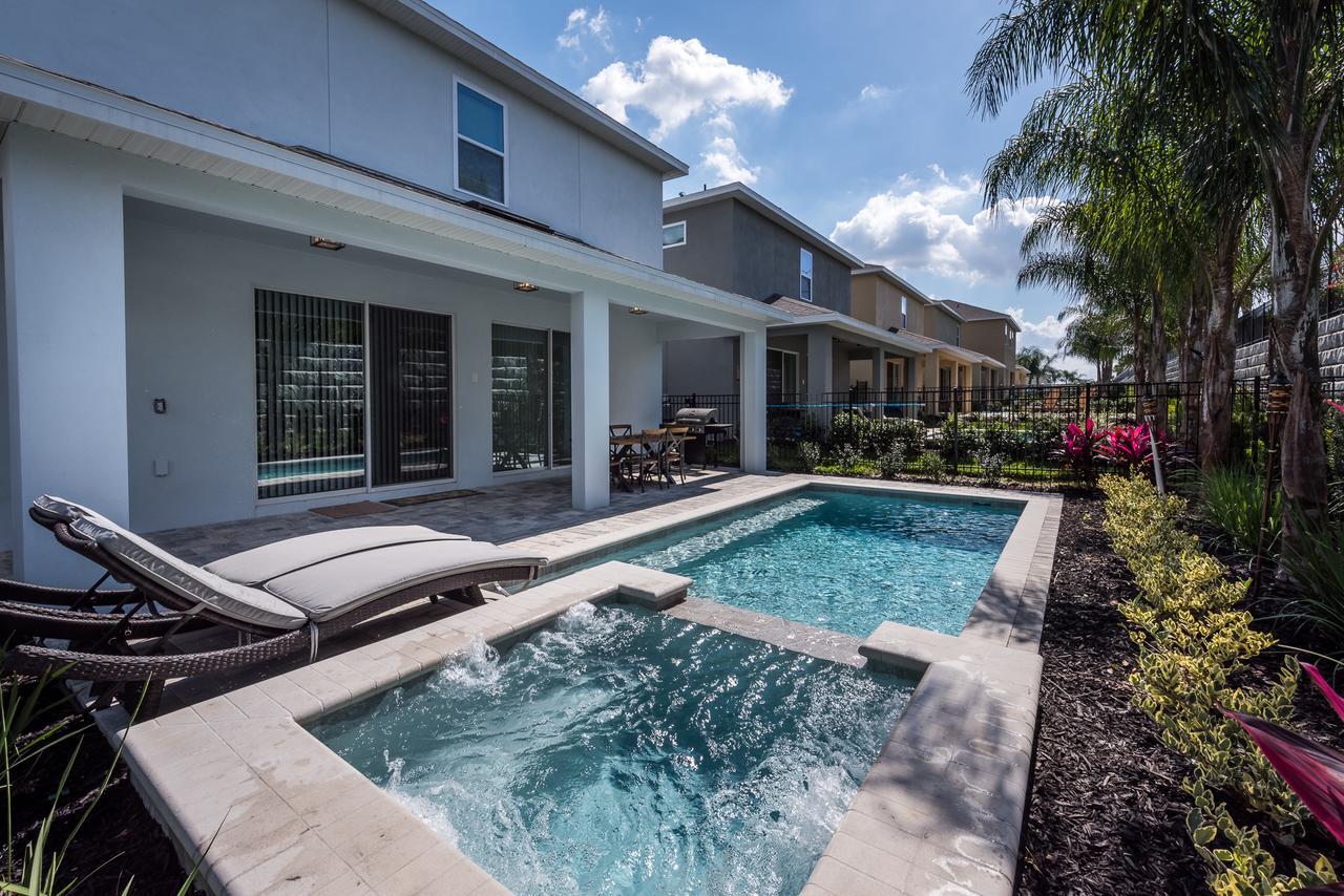 Alluring Home By Rentyl With Private Pool Near Disney - 310P Orlando Eksteriør billede