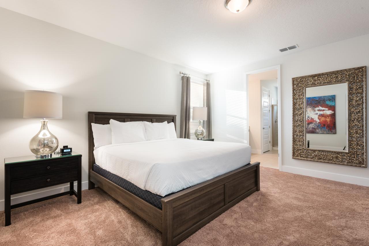 Alluring Home By Rentyl With Private Pool Near Disney - 310P Orlando Eksteriør billede